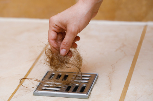 hair-down-the-drain-anti-age-naturally